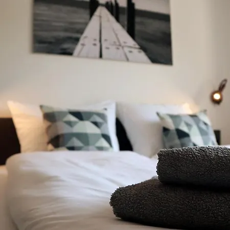 Apartment Sayntal - Blick Auf Schloss Sayn *