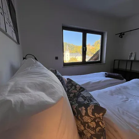 Apartment Sayntal - Blick Auf Schloss Sayn