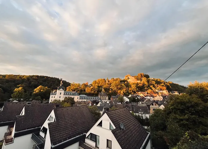 Sayntal - Blick Auf Schloss Sayn 아파트